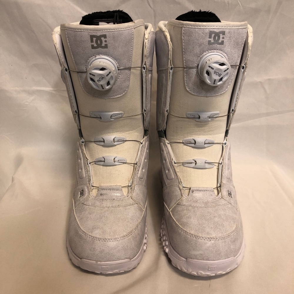 2020 DC “ Lotus” snowboard boots